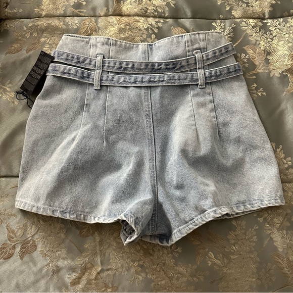 Denim shorts - Picture 4 of 5